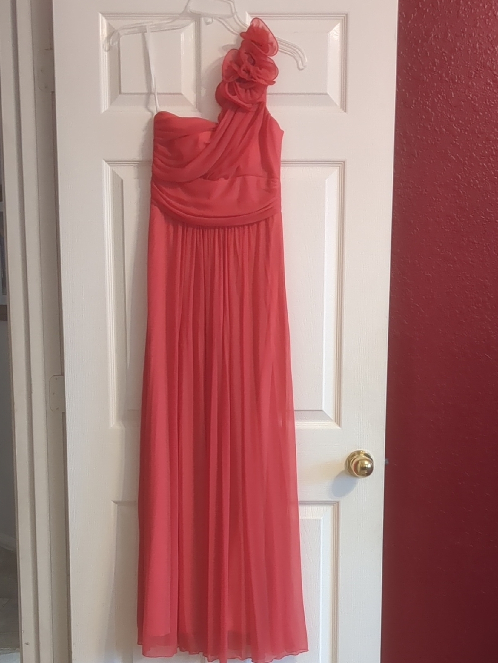 EUREKA One-Shoulder Coral Shiffon Gown/Maxi Dress with Floral Accent XS